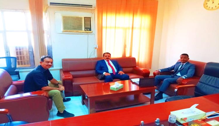"توب بايو" تبحث سبل التعاون مع وزارة التخطيط والتعاون الدولي بالعاصمة عدن