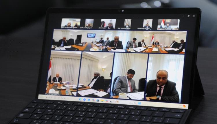 إشادة بالجهود المتفانية لمحافظ حضرموت في تنفيذ نزولات لمديريات المحافظة وتسهيل واعتماد مشاريع 