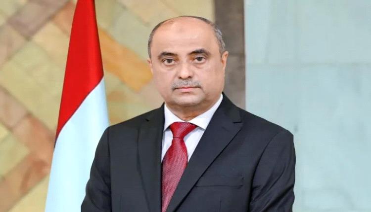 لجان حكومية تتوجه إلى السفارات اليمنية في الخارج