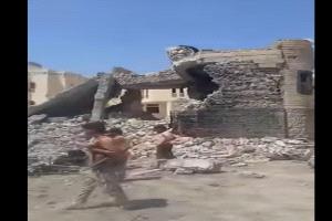 شاهد بالفيديو: حجم الدمار بعد الهجوم الإرهابي على المجمع الحكومي بالمحفد