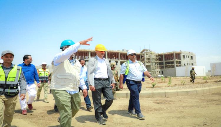 لملس يطّلع على مستوى الإنجاز بمشروعي مدينة الشيخ محمد بن زايد الطبية 