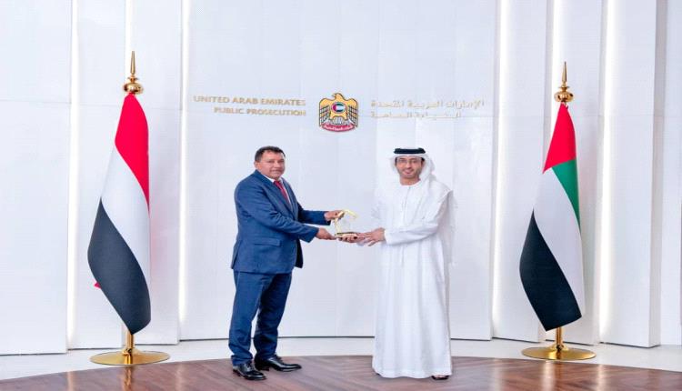 الإمارات تؤكد دعمها الكامل للقضاء في اليمن.. وتعاون ثنائي لمحاربة الجرائم العابرة للحدود
