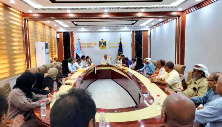 الجمعية الوطنية للانتقالي تعقد اجتماعًا استثنائيًا وتشيد بدور الجماهير في إعادة فتح المقرات