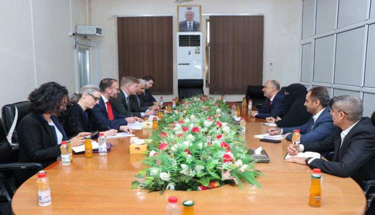 غروندبرغ يكثف لقاءاته في عدن لدعم جهود الحكومة اليمنية 