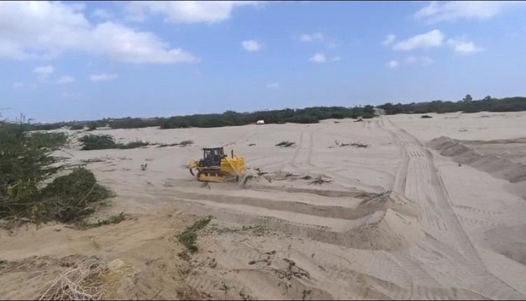 إزالة الرمال من الخط الدولي (العلم زنجبار) وتدشين أعمال تأهيل بدلتا أبين وأحور 