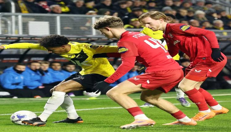 تجميد مفاوضات برشلونة مع جوهرة هولندية