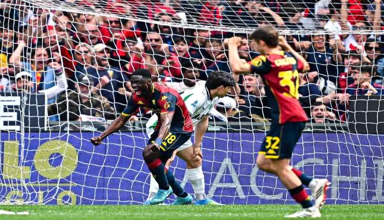 جنوى يخطف فوزاً قاتلا من أنياب ساسولو في الدوري الإيطالي