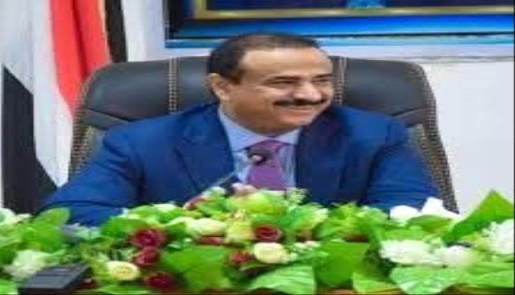 نجوم الزمن الجميل يكرّمون محافظ شبوة بن الوزير في احتفالية مميزة تقديرًا لجهوده في دعم الشباب والرياضة