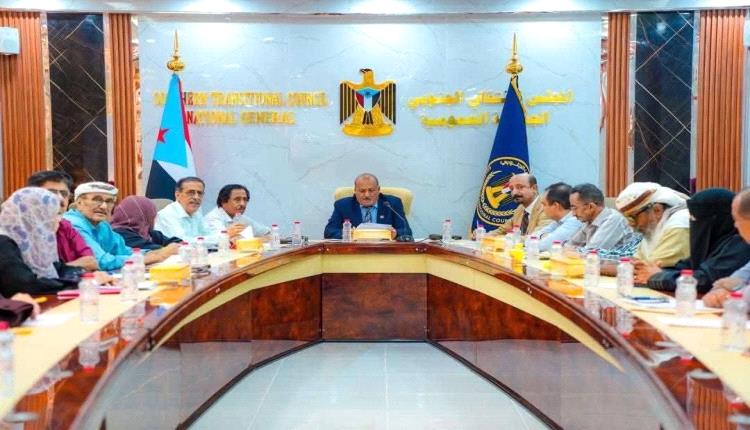 الجمعية الوطنية بالانتقالي ترفض أوامر القبض وتؤكد استمرار مسارها السياسي