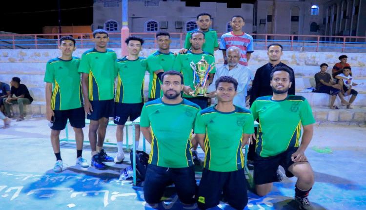 ساحة الجولة تتوج بلقب بطولة "قيمز سام" للكرة الطائرة للساحات بسيئون 