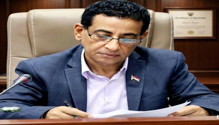 الانتقالي كيان جنوبي كبير ومن يوافق على حله اليوم سيكون هو القادم كشخص أو كصاحب كيان 