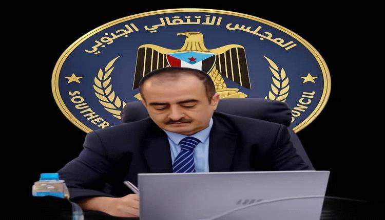 عضو في وفد الانتقالي بالرياض :  إعادة بعض مكونات الحراك ليست سوى خطوة تستهدف تفكيك الإرادة الشعبية الجنوبية