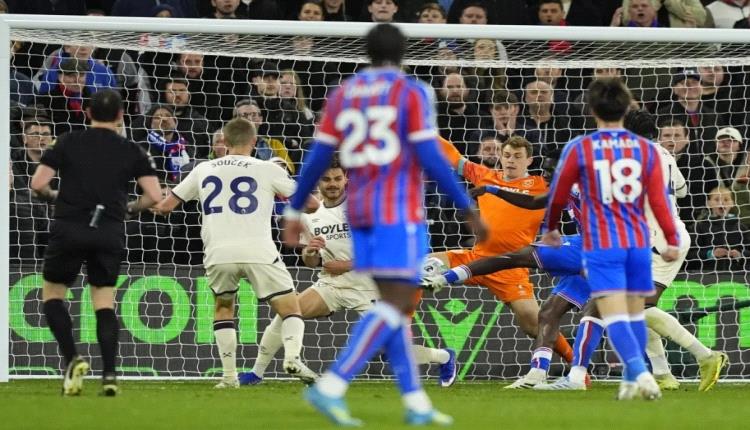 البريميرليج.. ولفرهامبتون أول الهابطين بتعادل وستهام مع بالاس