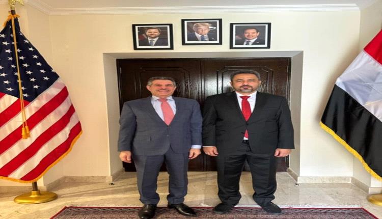 لقاء في الرياض بين محافظ لحج والسفير الأمريكي: دعم للتعافي وتعزيز لمسار السلام والحوار الجنوبي