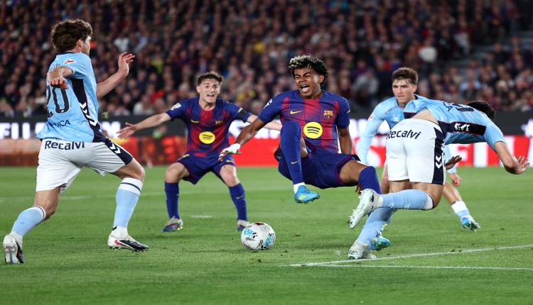 خرج مصاب.. يامال يقود برشلونة لفوز صعب على سيلتا فيجو
