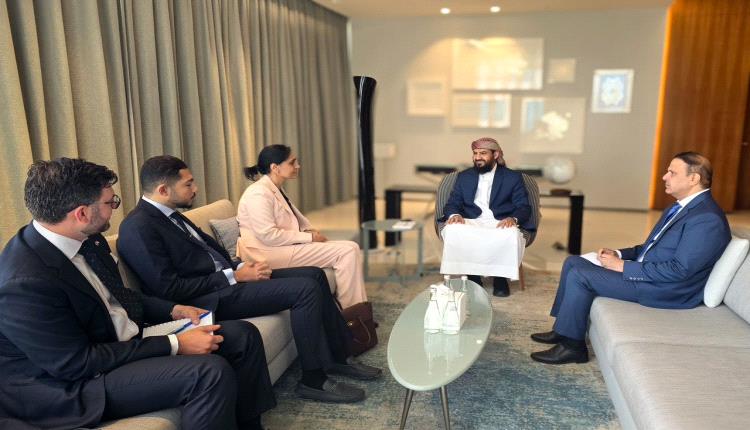 عضو مجلس القيادة المحرّمي يجري مباحثات مع السفيرة البريطانية