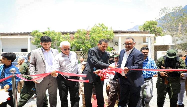 محافظ عدن يفتتح المبنى الجديد للسلطة المحلية بمديرية التواهي