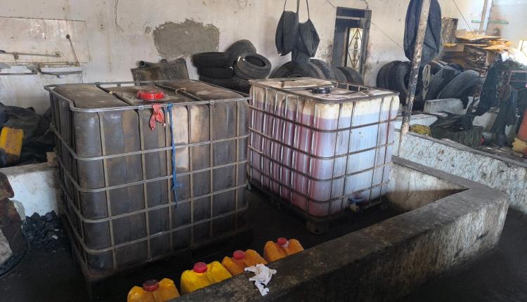 حضرنوت : عملية أمنية خاطفة تضبط مستودعاً لتهريب الديزل في منطقة الريان بالمكلا /صور
