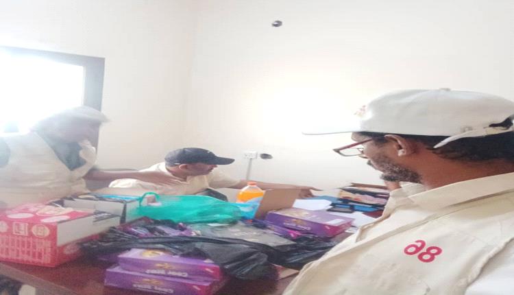 مكتب الصناعة والتجارة بخور مكسر ينفذ حملة رقابية مكثفة ويضبط مواد منتهية الصلاحية 