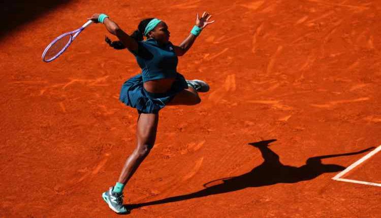 غوف تتغلب على المرض وتبلغ ثمن نهائي بطولة مدريد للتنس