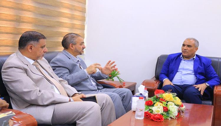 التربية تبحث تعزيز الشراكة مع "بيور هاندز" لدعم وتطوير قطاع التعليم 