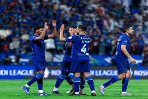 الفتح ينتزع نقاط الخليج في دوري روشن السعودي