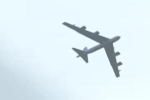 بي-52 فوق إيران وهجمات إسرائيل.. عدن تايم ترصد أبرز مستجدات اليوم الـ32 للحرب