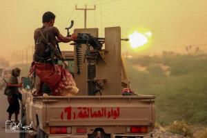 تدشين صرف مكرمة مالية لمنتسبي اللواء الأول عمالقة بتوجيهات العميد رائد الحبهي