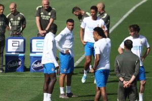 ريال مدريد يسعى لإستعادة توازنه بعصاه السحرية في دوري الأبطال بمواجهة بايرن ميونخ