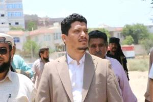 مأمور البريقة يلوح بمغادرة قيادة السلطة المحلية بالمديرية