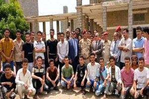 قائد اللواء الأول مشاة يسلم معسكر بدر عقب ضمان مستحقات الطلاب الدارسين 