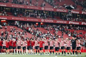 بعشرة لاعبين.. أتلتيك بلباو يستعيد توازنه في الدوري الإسباني بالفوز على أوساسونا