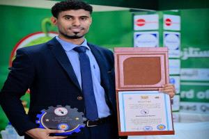 وزير الصناعة والتجارة يشيد بإنجازات الشركة الدوائية كأول صرح دوائي في عدن 