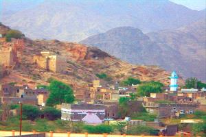 اشتباك مفاجئ بين مسلحين داخل سوق في أبين يسفر عن إصابة مدني