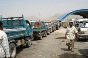 نقص الديزل في عدن يفاقم المعاناة ومصادر تكشف عن زيادة مرتقبة