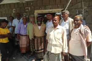 وقفة احتجاجية لعقال الحارات بالحوطة للمطالبة باعادة فتح نشاط فرع الاحوال المدنية 