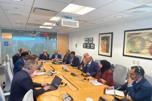 إجتماع هام يجمع محافظ البنك المركزي ووزيرين ببعثة صندوق النقد الدولي