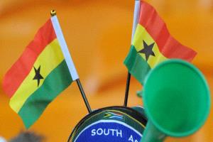 مأساة في غانا.. مقتل لاعب وفرار زملائه للغابة في هجوم مسلح على حافلة الفريق