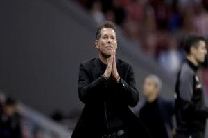 ضربة قوية.. أتلتيكو يعلن إصابة نجمه قبل موقعة آرسنال