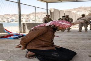 سلطات الخنبشي البغيضة  تخترق اتفاق التهدئة بحضرموت وتنشر صورا وهي تذل تربويا  وقياديا في الإنتقالي 