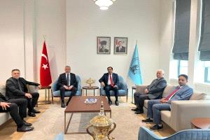 وزير الشباب والرياضة يصل أنطاليا للمشاركة في منتدى الرياضات التقليدية 