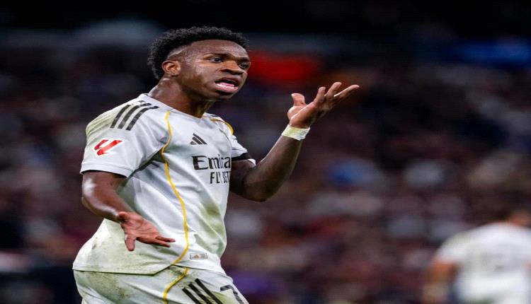وجها لوجه.. فينيسيوس يبلغ مورينيو بموقفه من ترك ريال مدريد