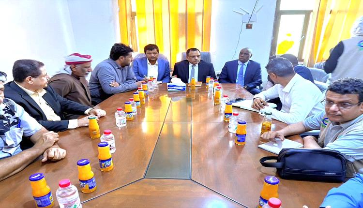 الوزير السقطري يقف على احتياجات القطاع الزراعي في المهرة ويؤكد دعم الاستثمار الزراعي