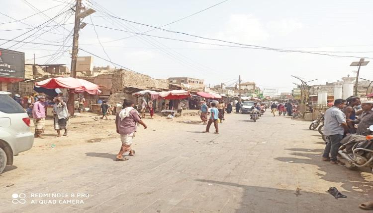 إعادة باعة الخضروات المتواجدين في الشارع الرئيسي الى  السوق المركزي بالحوطة

