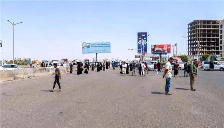 نقص إمدادات الغاز يربك الحياة اليومية في عدن
