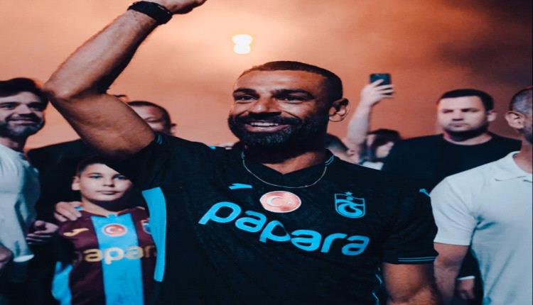 مصريون يهجرون تشجيع «ليفربول» لصالح «طرابزون» التركي بعد انضمام صلاح