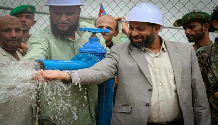 محافظ الضالع يدشّن مشروع مياه قرى لكمة الدوكي بتمويل من البنك الدولي وتنفيذ «UNOPS»