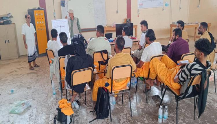 دورات تدريبية للشباب بمعهد ابو مدين بلحج