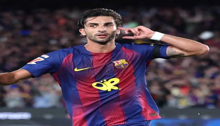 برشلونة يعلن انتقال توريس إلى سان جيرمان