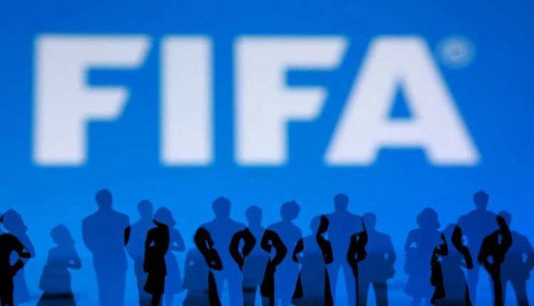 منظمات حقوقية تتهم الفيفا بإسكات الأصوات المعارضة بعد رحيل لامور